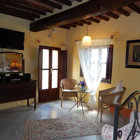 Agriturismo Le Foreste Bed & Breakfast